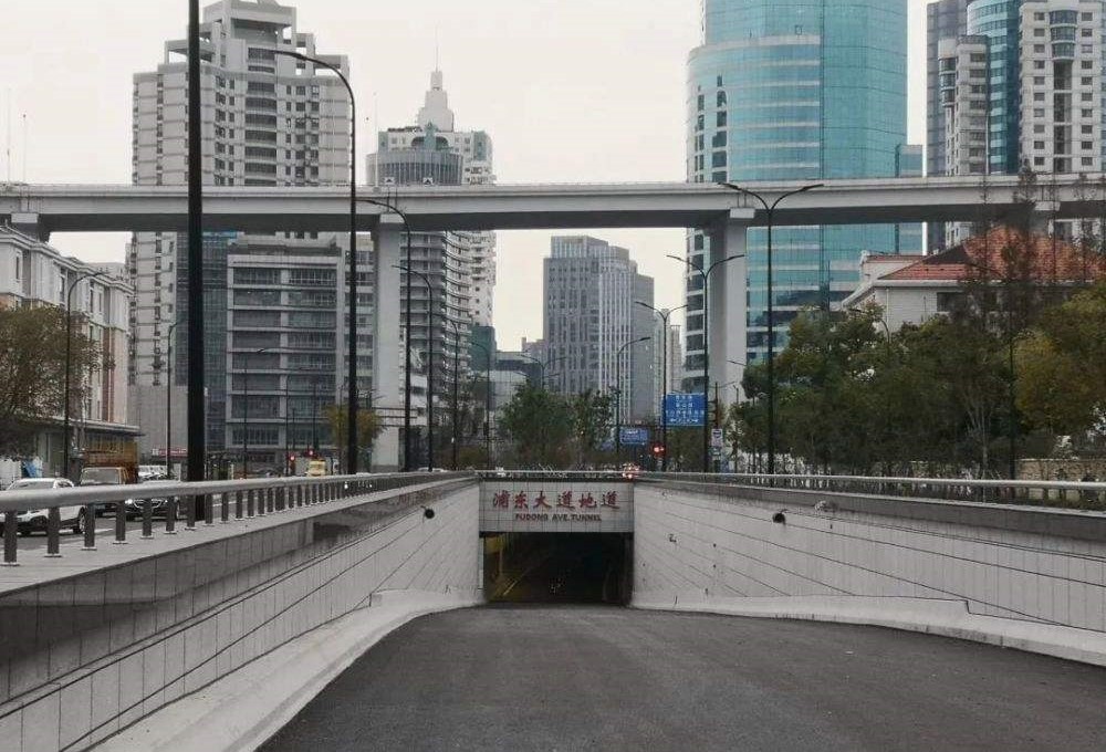 上海東西通道攜手上海勛飛系列產(chǎn)品，保障地下通道安全暢通(圖2)